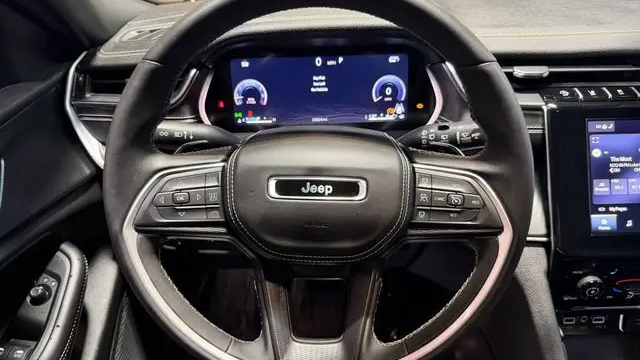 2024 Jeep Grand Cherokee Laredo