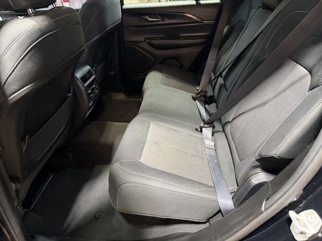 2024 Jeep Cherokee - $27,899