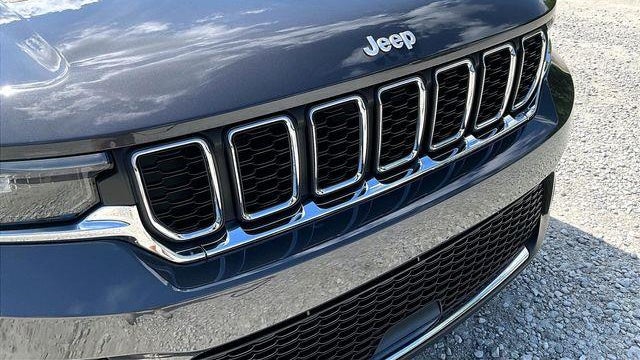 2024 Jeep Grand Cherokee Laredo