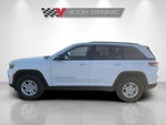 2024 Grand Cherokee Thumbnail 5