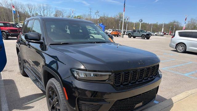 Preowned 2024 Jeep Grand Cherokee Laredo for Sale