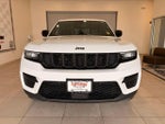 2025 Grand Cherokee Thumbnail 2