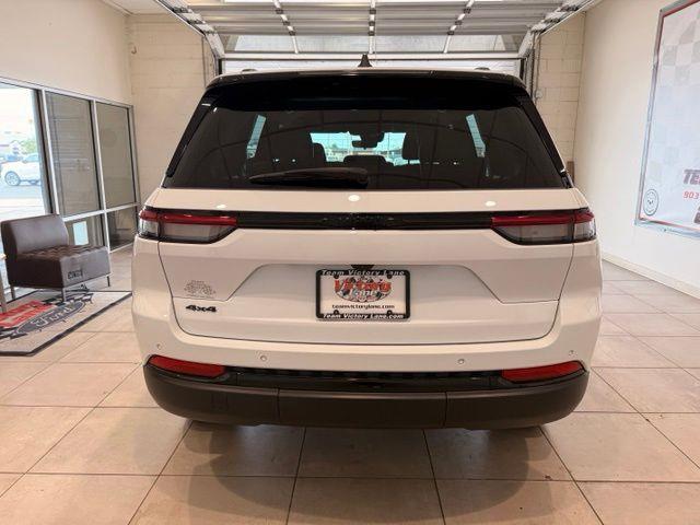 2025 Jeep Cherokee - $32,823