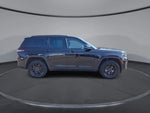 2025 Grand Cherokee Thumbnail 9