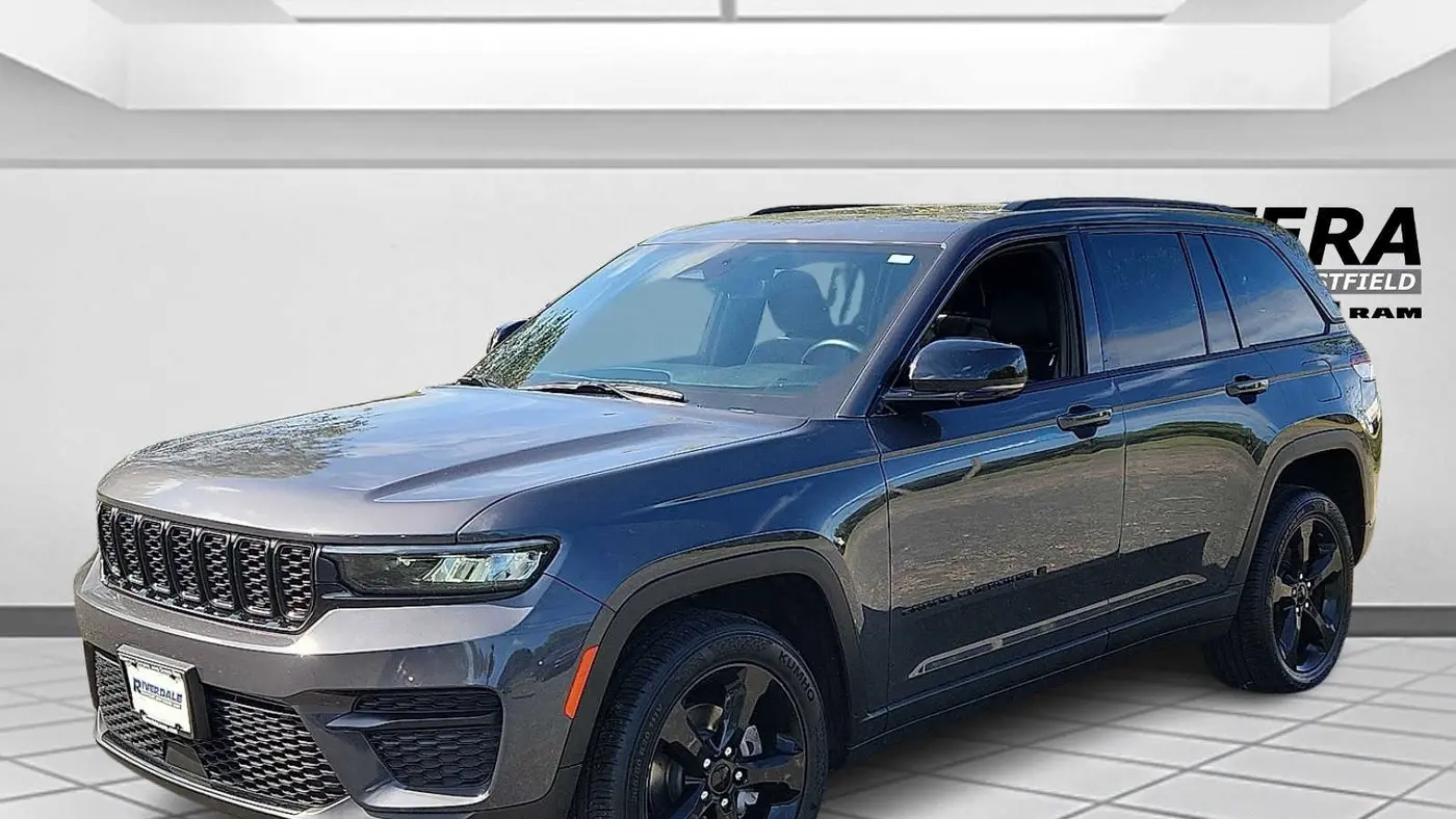 2022 Jeep Grand Cherokee Altitude