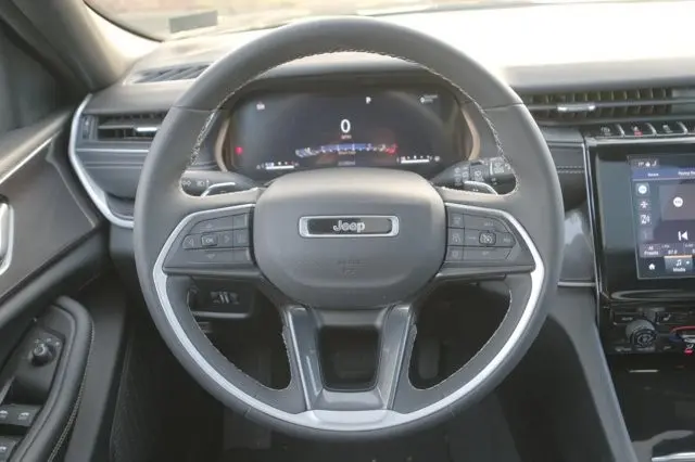 2023 Jeep Cherokee - $31,995