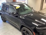 2023 Grand Cherokee Thumbnail 8