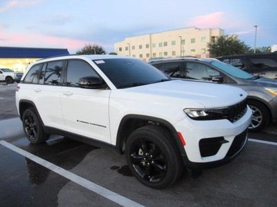 2023 Jeep Grand Cherokee 4X4 Laredo 4DR SUV