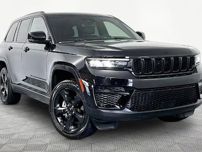 2023 Jeep Grand Cherokee 4X4 Laredo 4DR SUV