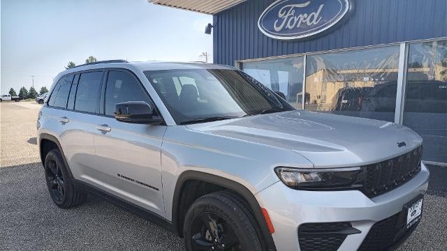 Preowned 2023 Jeep Grand Cherokee Altitude for Sale
