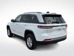 2023 Grand Cherokee Thumbnail 6