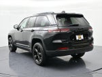 2023 Grand Cherokee Thumbnail 8