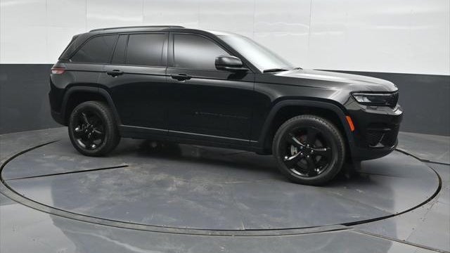 Preowned 2023 Jeep Grand Cherokee Altitude for Sale