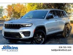 2024 Grand Cherokee Thumbnail 1