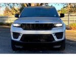 2024 Grand Cherokee Thumbnail 3
