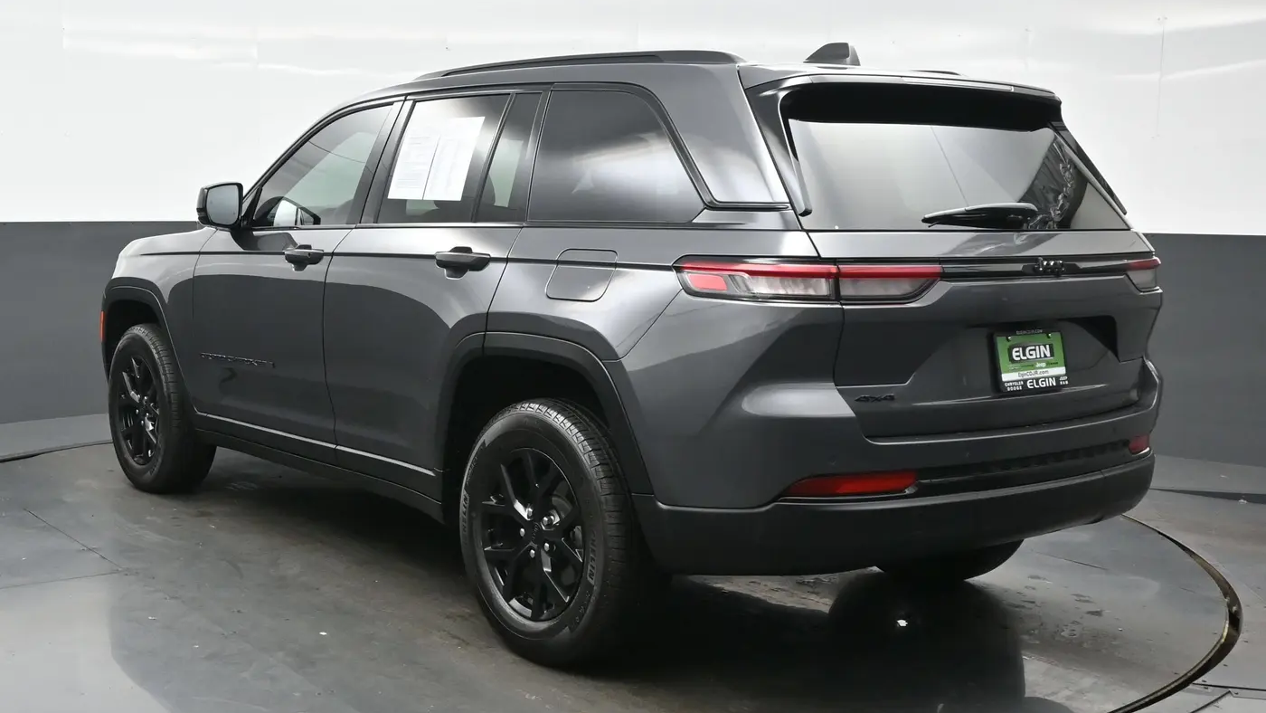 2024 Jeep Grand Cherokee Laredo