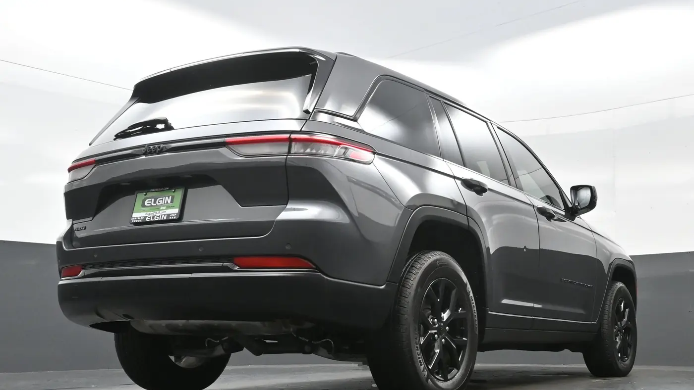 2024 Jeep Grand Cherokee Laredo