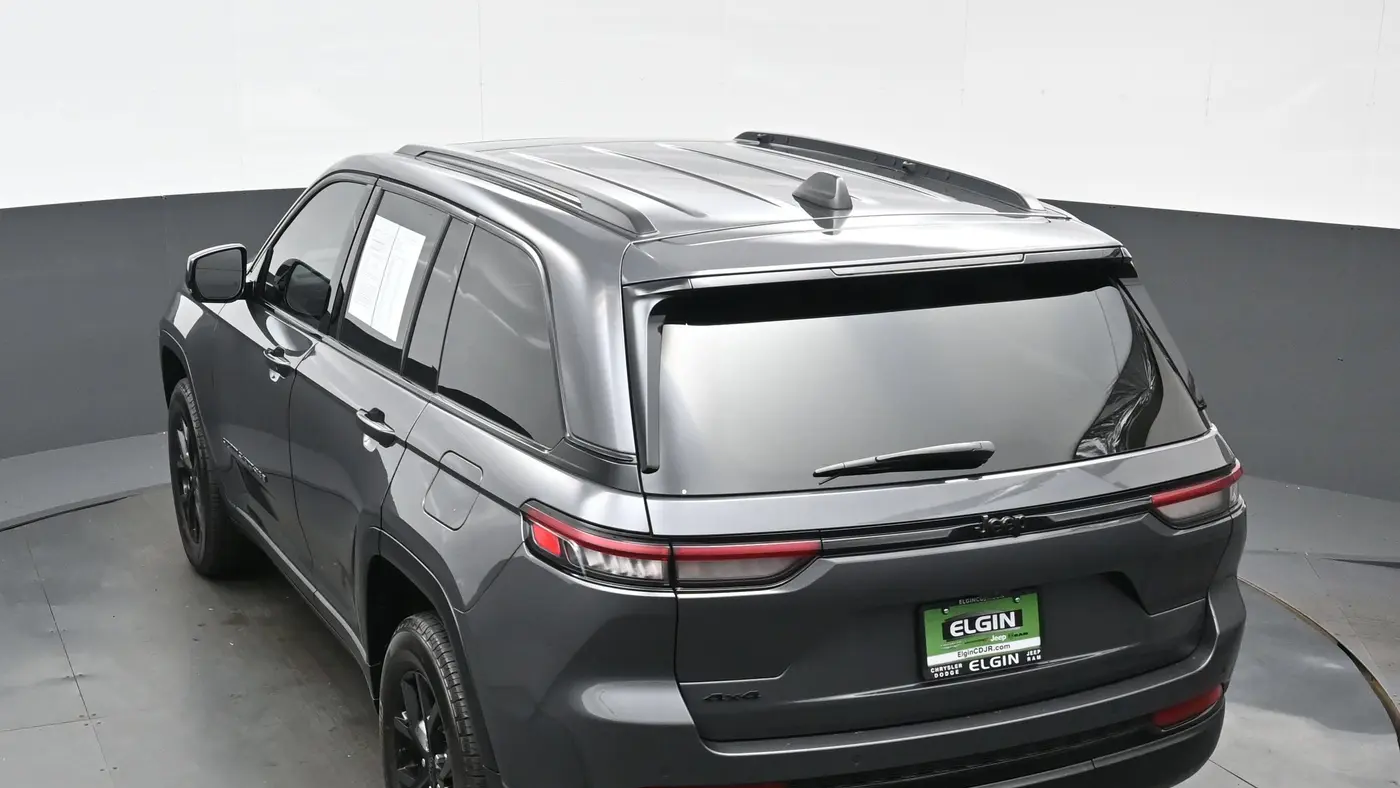 2024 Jeep Grand Cherokee Laredo