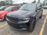 2024 Grand Cherokee Thumbnail 2