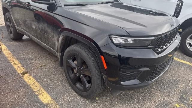 2024 Jeep Grand Cherokee Laredo