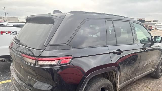 2024 Jeep Grand Cherokee Laredo