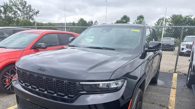 2024 Jeep Grand Cherokee Laredo