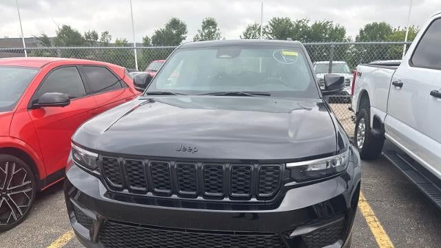 2024 Jeep Grand Cherokee Laredo