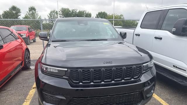 2024 Jeep Grand Cherokee Laredo