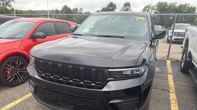 2024 Jeep Grand Cherokee Laredo