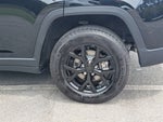 2024 Grand Cherokee Thumbnail 7