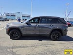 2024 Grand Cherokee Thumbnail 4