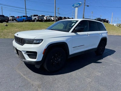2025 Jeep Grand Cherokee 4X4 Laredo 4DR SUV