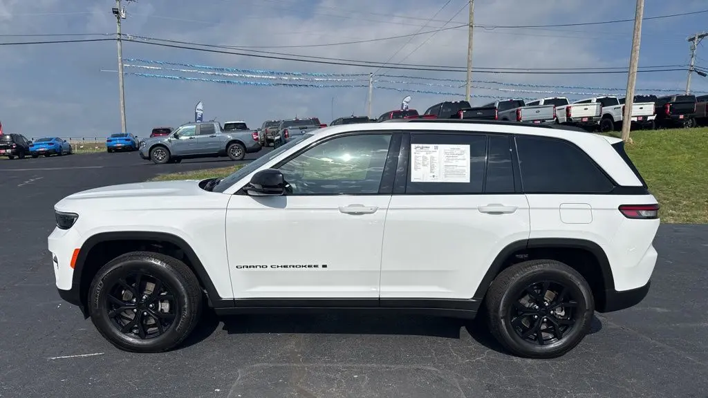 2025 Jeep Grand Cherokee Altitude