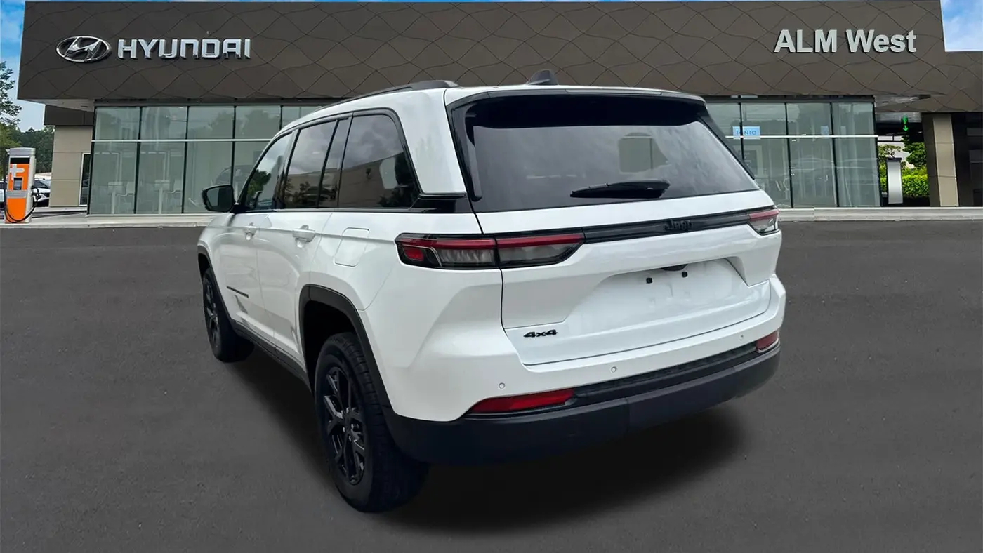 2025 Jeep Grand Cherokee Altitude