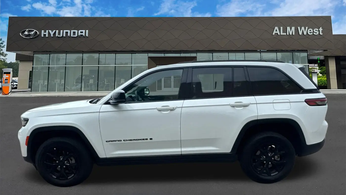 2025 Jeep Grand Cherokee Altitude