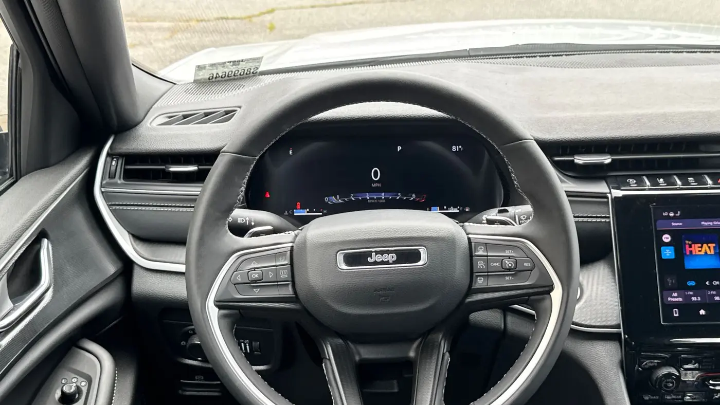 2025 Jeep Grand Cherokee Altitude