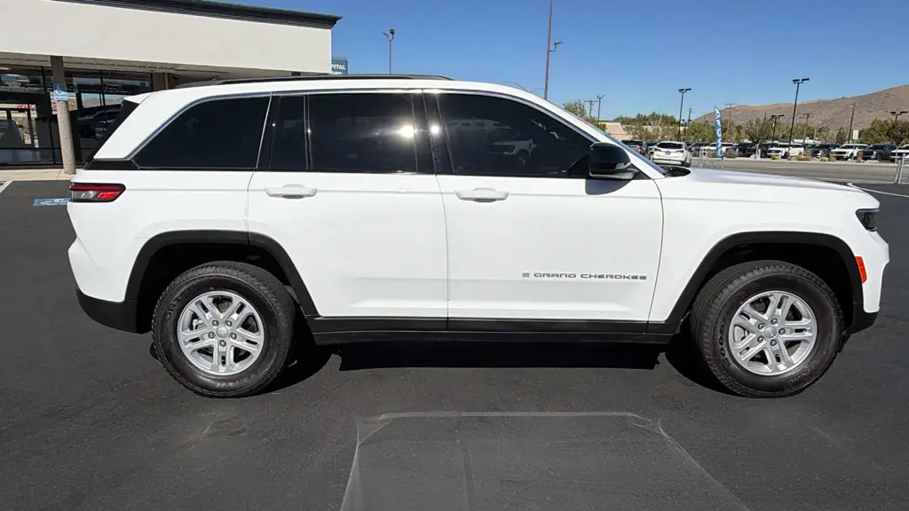 2025 Jeep Cherokee - $29,987