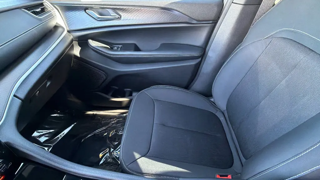 2025 Jeep Cherokee - $29,987