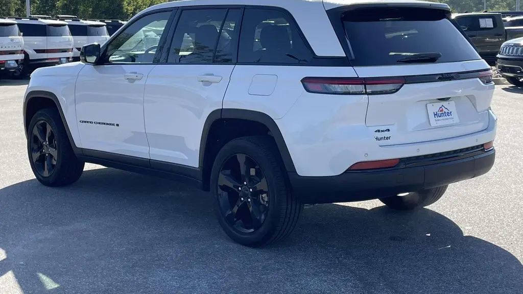 2025 Jeep Grand Cherokee Altitude