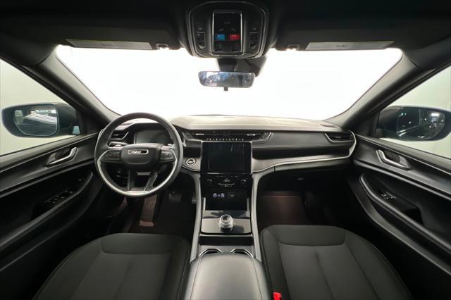 2025 Jeep Cherokee - $31,999
