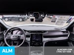 2025 Grand Cherokee Thumbnail 16