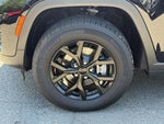 2025 Grand Cherokee Thumbnail 9