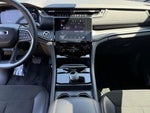2025 Grand Cherokee Thumbnail 16