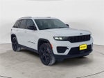 2023 Grand Cherokee Thumbnail 7