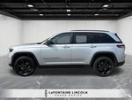 2023 Grand Cherokee Thumbnail 2