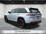 2023 Grand Cherokee Thumbnail 3