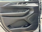 2023 Grand Cherokee Thumbnail 15