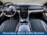 2023 Grand Cherokee Thumbnail 10