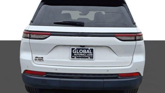 2023 Jeep Grand Cherokee Laredo X
