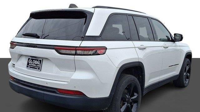 2023 Jeep Grand Cherokee Laredo X